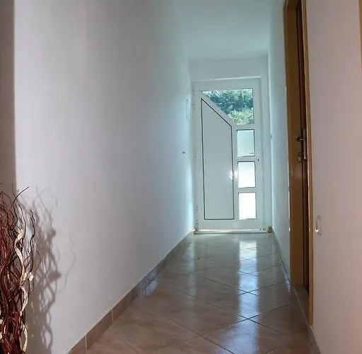 Apartment Dragica
