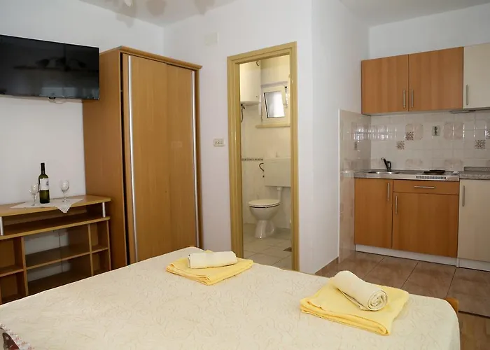 Apartment Dragica Milna (Hvar)