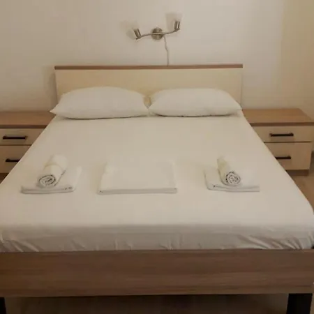 Apartment Dragica