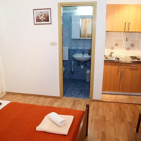 Apartment Dragica *