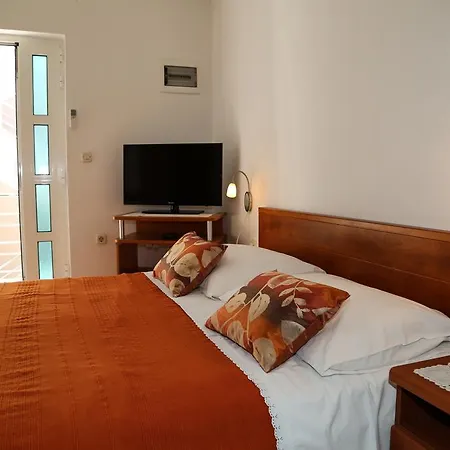 Apartment Dragica Milna (Hvar)