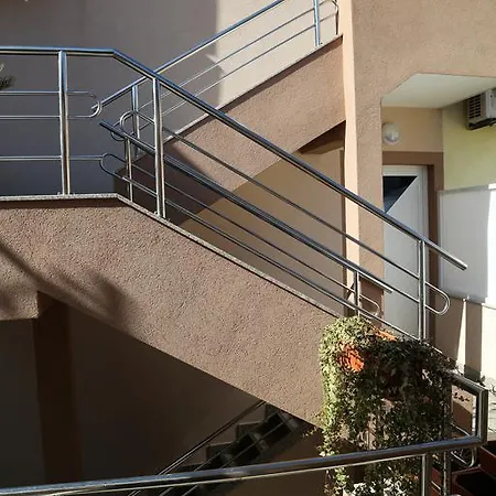 Dragica Apartment *