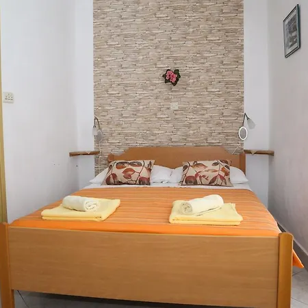 Apartment Dragica